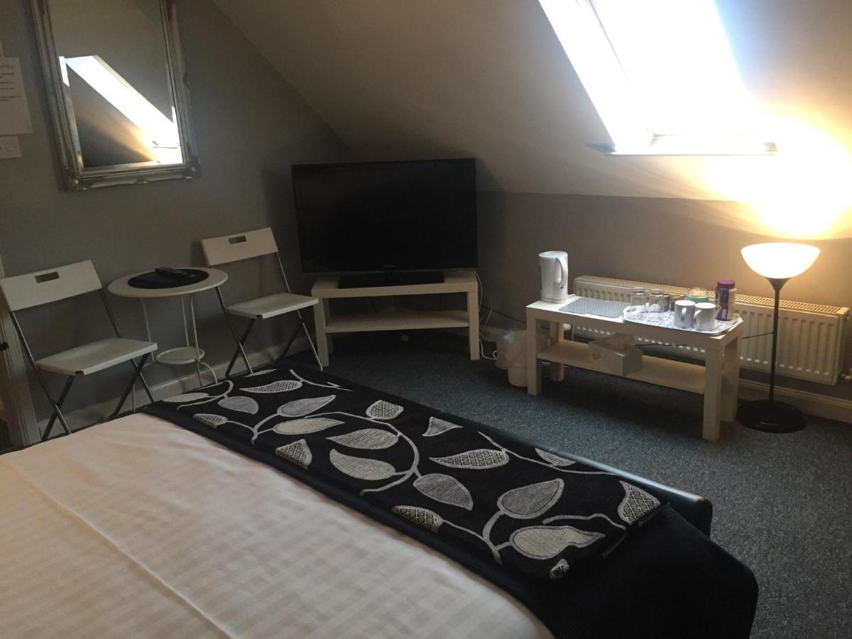 The Auld Cairn Hotel Cairnryan Eksteriør billede